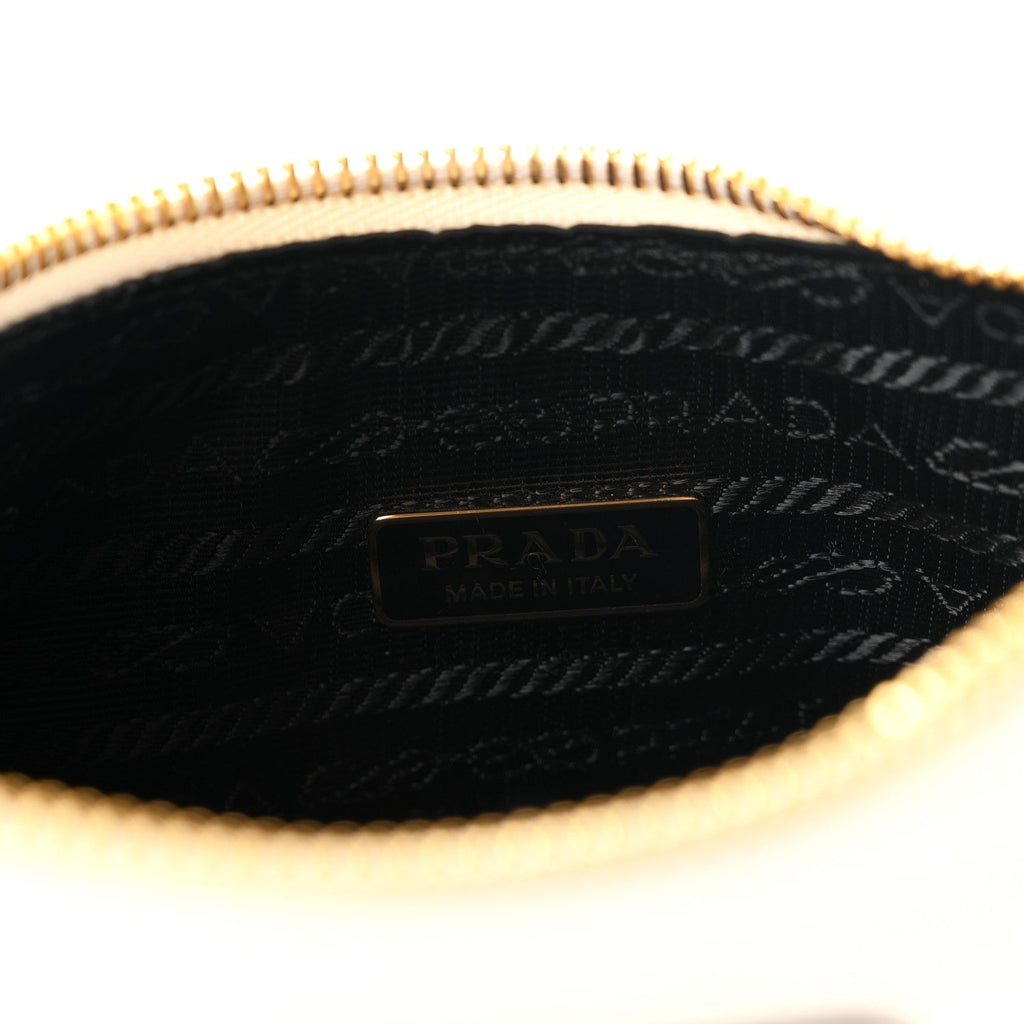 Vitello Re-Edition 2005 Shoulder Bag White