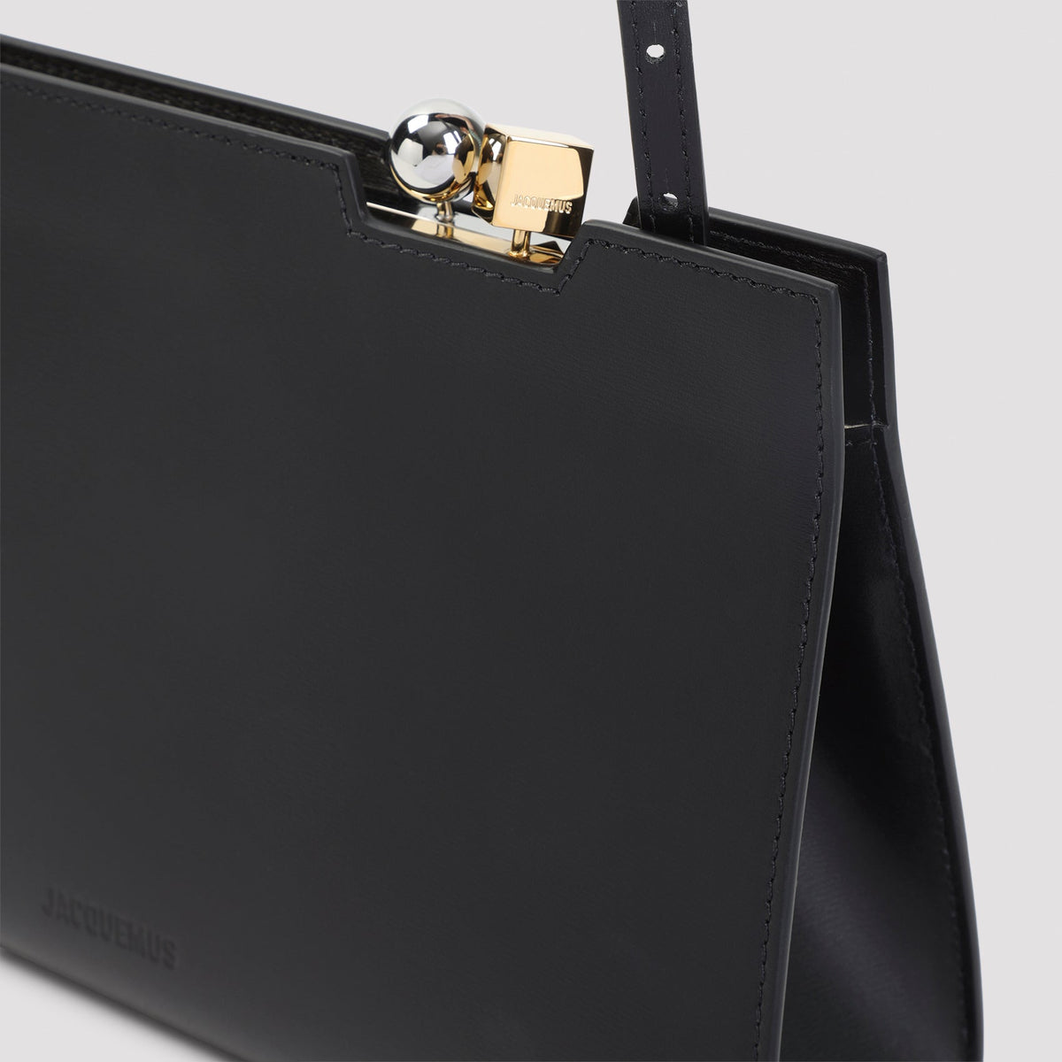 Jacquemus Le Salon Handbag Women