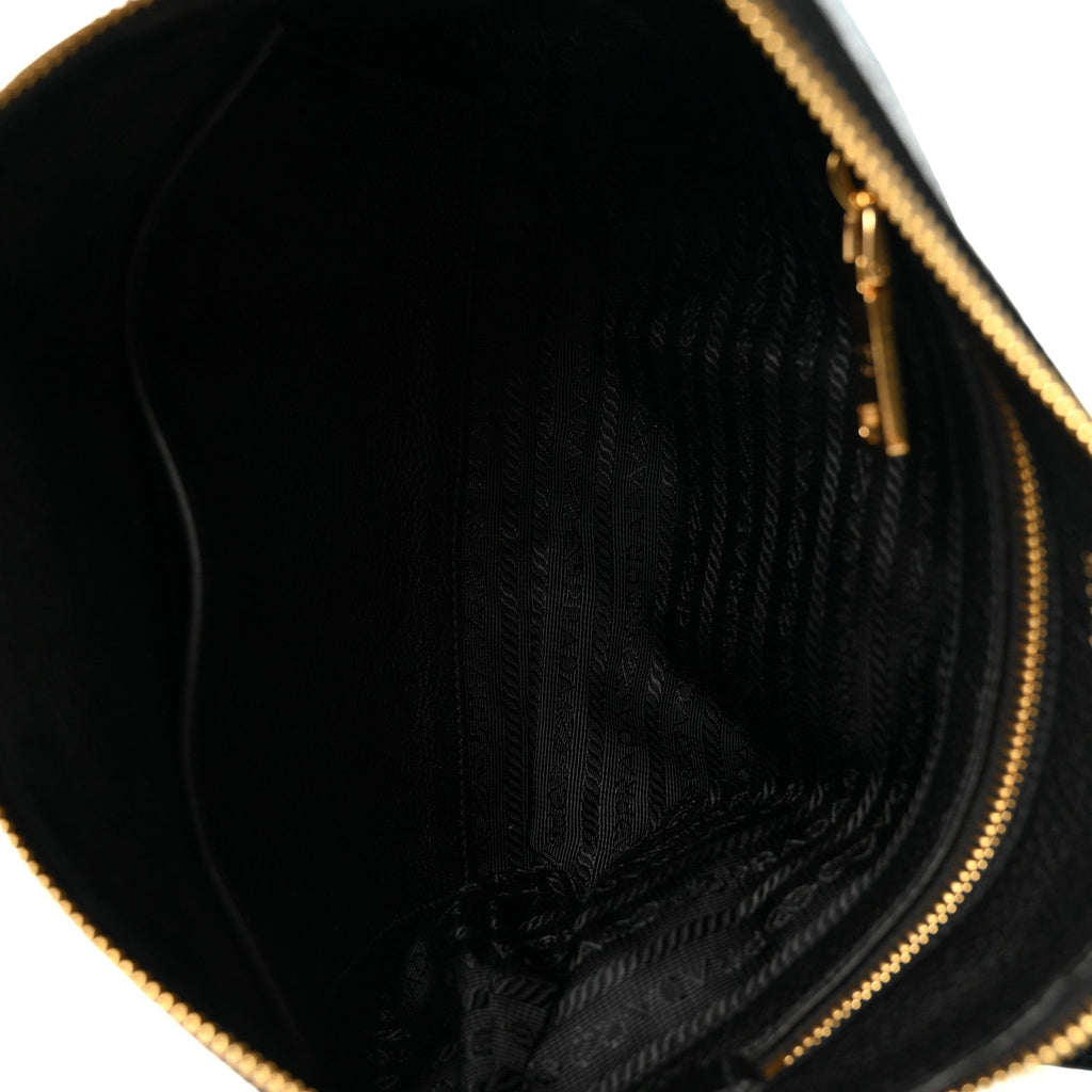 Vitello Daino Zippered Shoulder Bag  Black
