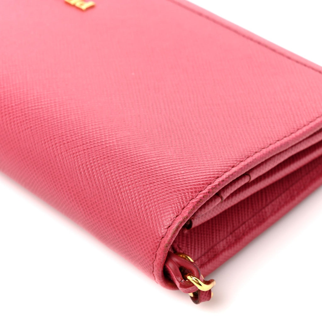 Saffiano Wallet on Chain Peonia
