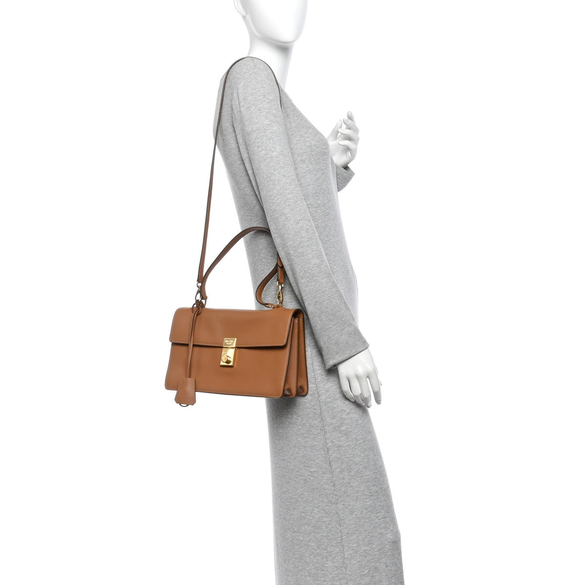 Calfskin Medium Soft Sound Shoulder Bag Caramel