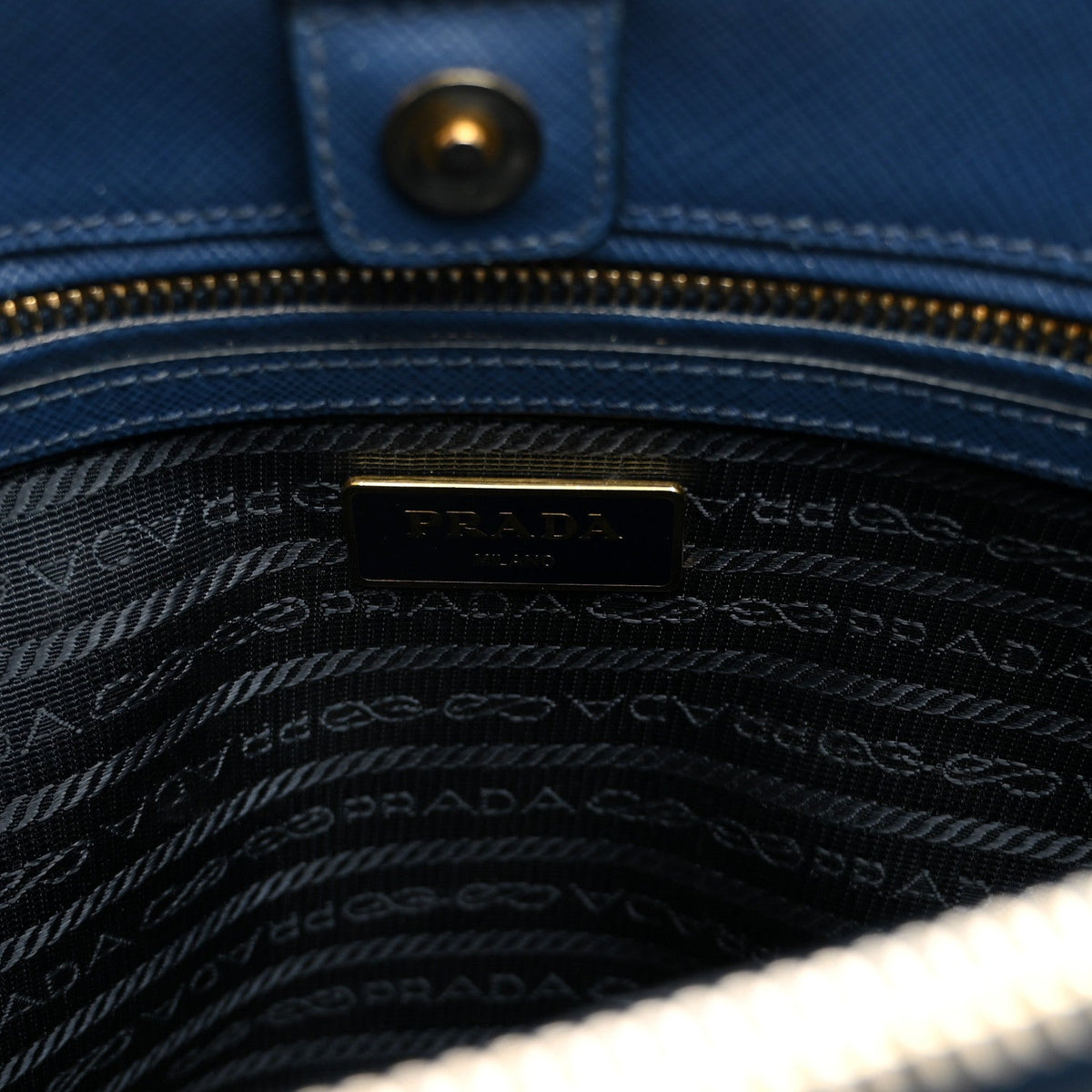 Saffiano Medium Galleria Double Zip Tote Cobalto