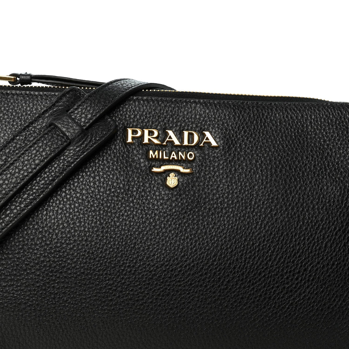 Vitello Daino Zippered Shoulder Bag  Black