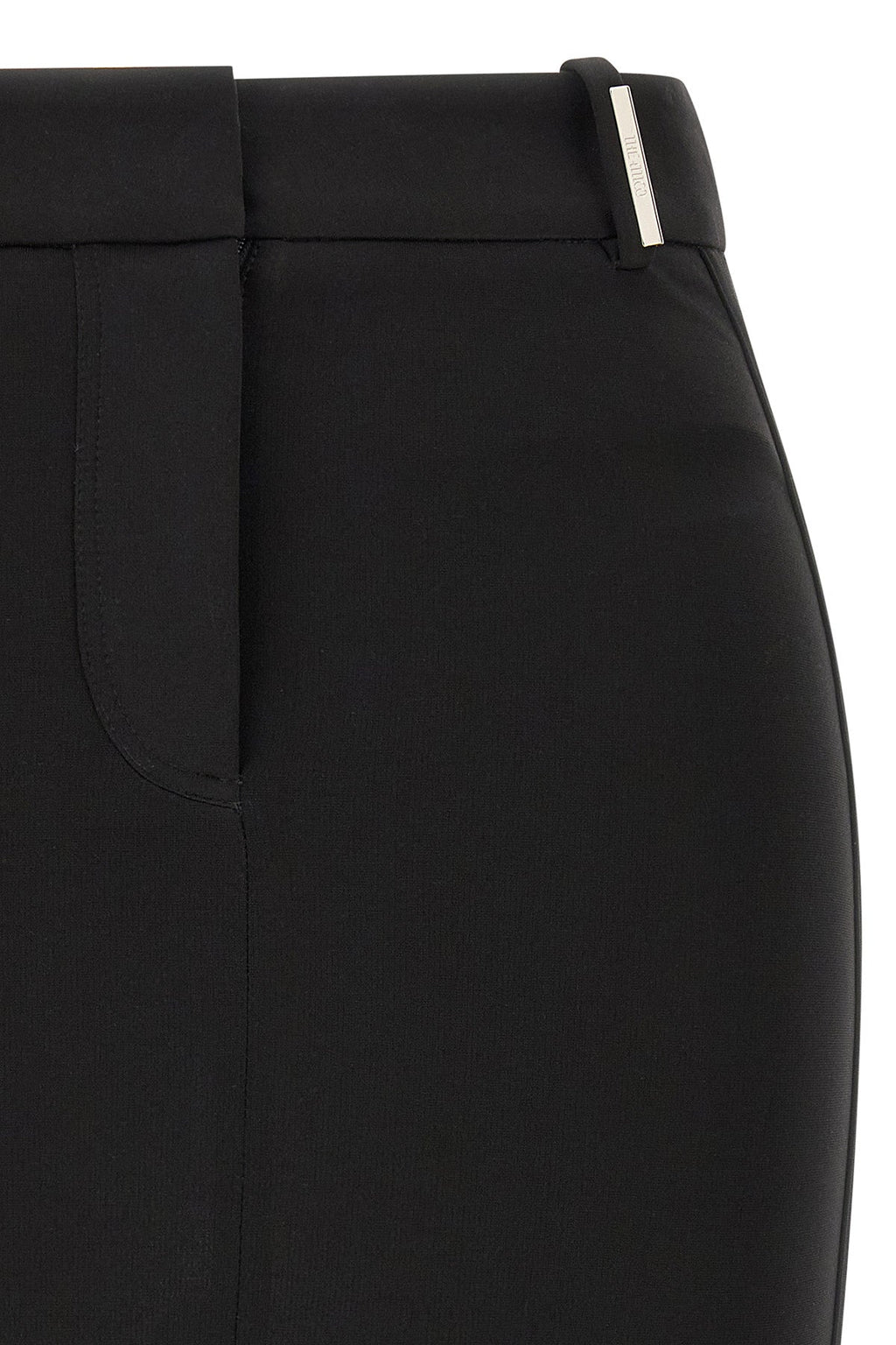 Metal plate skirt