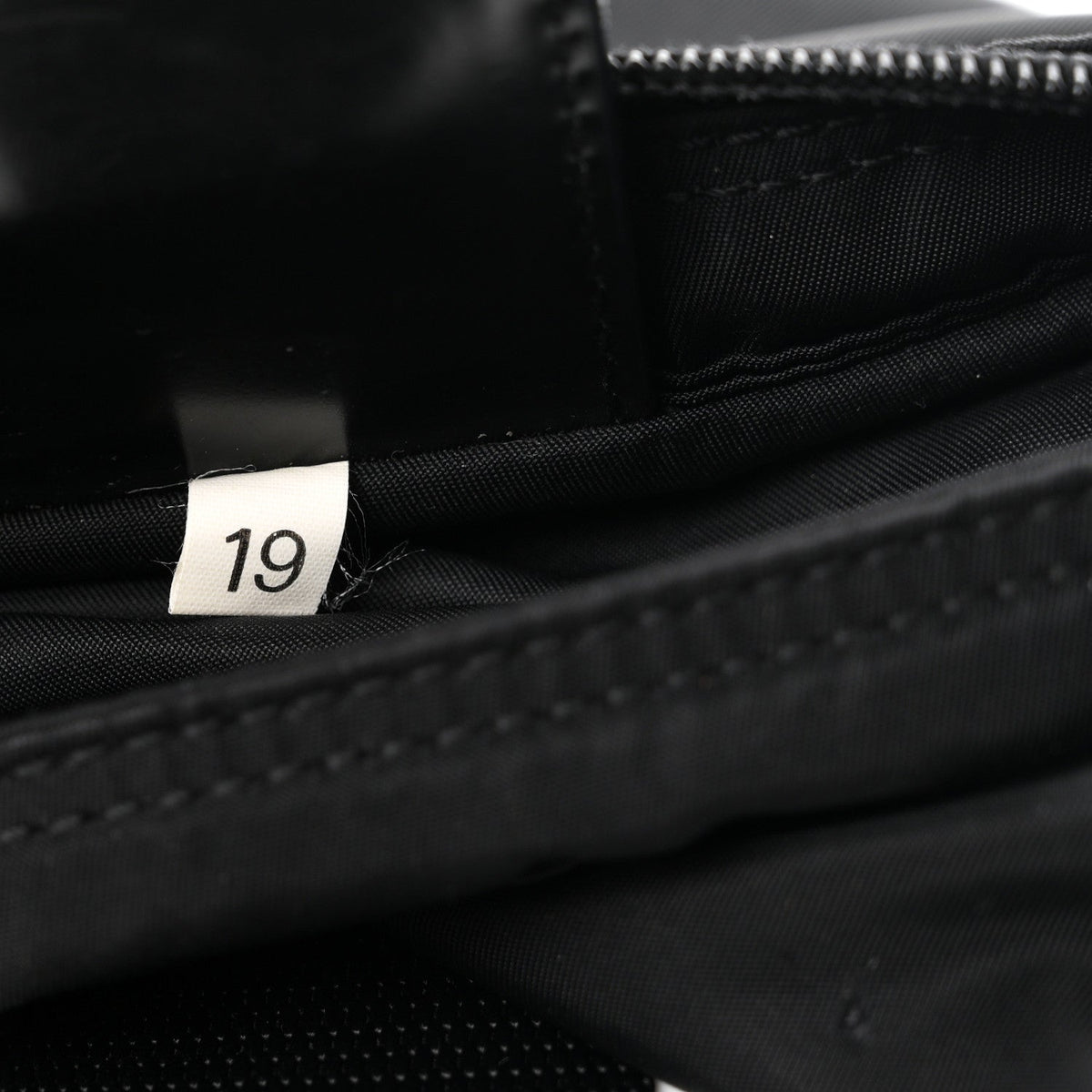 Nylon Vela Flat Messenger Bag Black