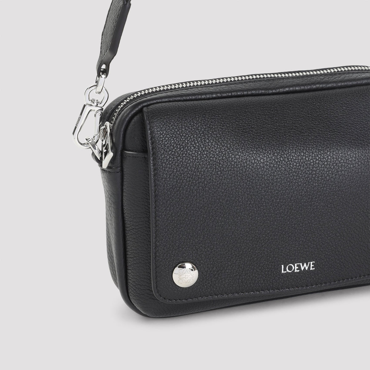 Loewe Pebble Messenger Small Bag Unisex
