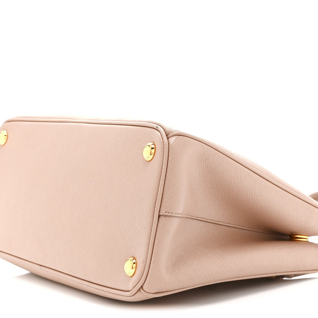 Saffiano Lux Small Galleria Double Zip Tote Cipria