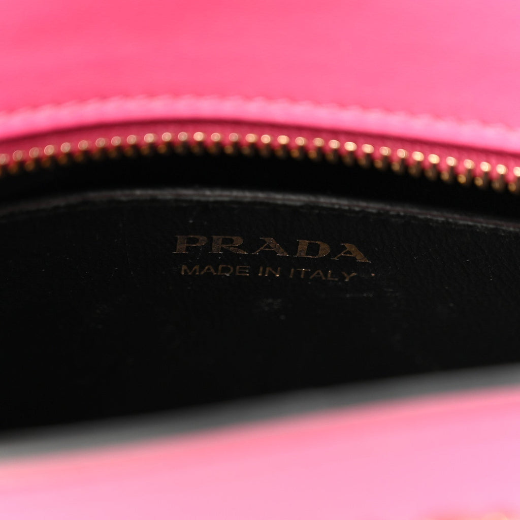 Saffiano City Calfskin Bandoliera Bag Fuxia