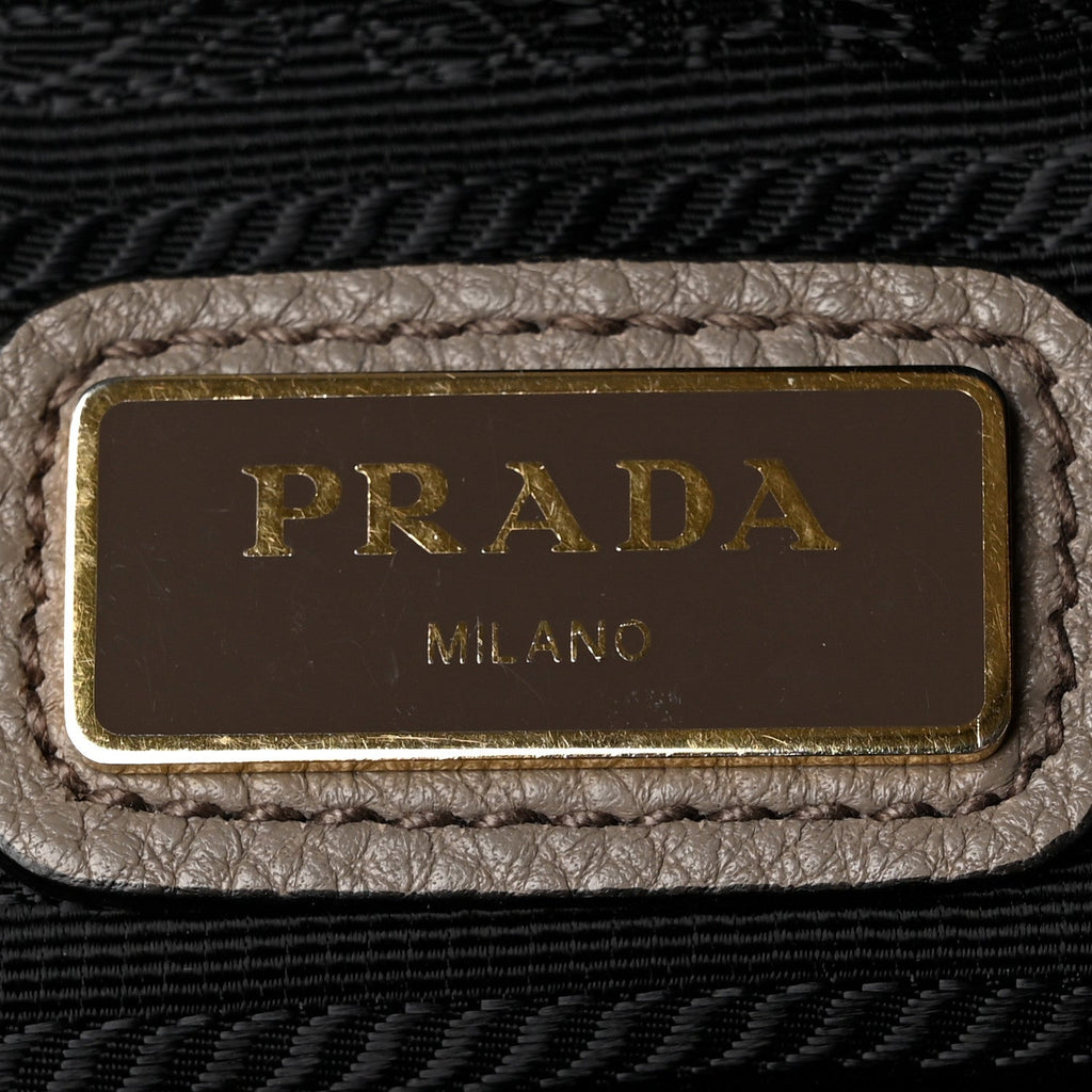 Vitello Phenix Camera Bag Argilla