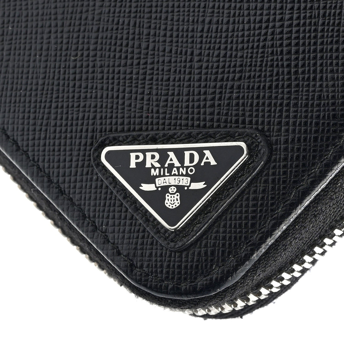 Saffiano Triangle Zip Wallet Black