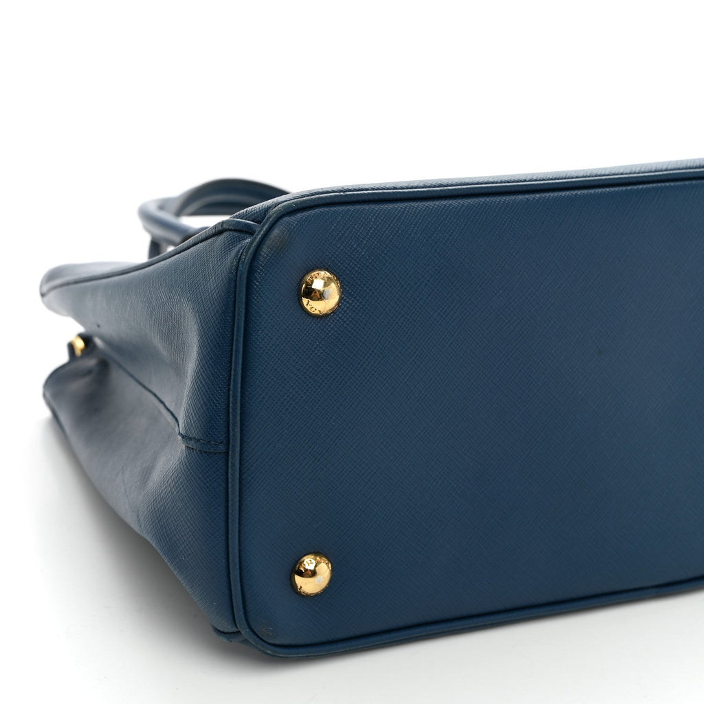 Saffiano Medium Galleria Double Zip Tote Cobalto