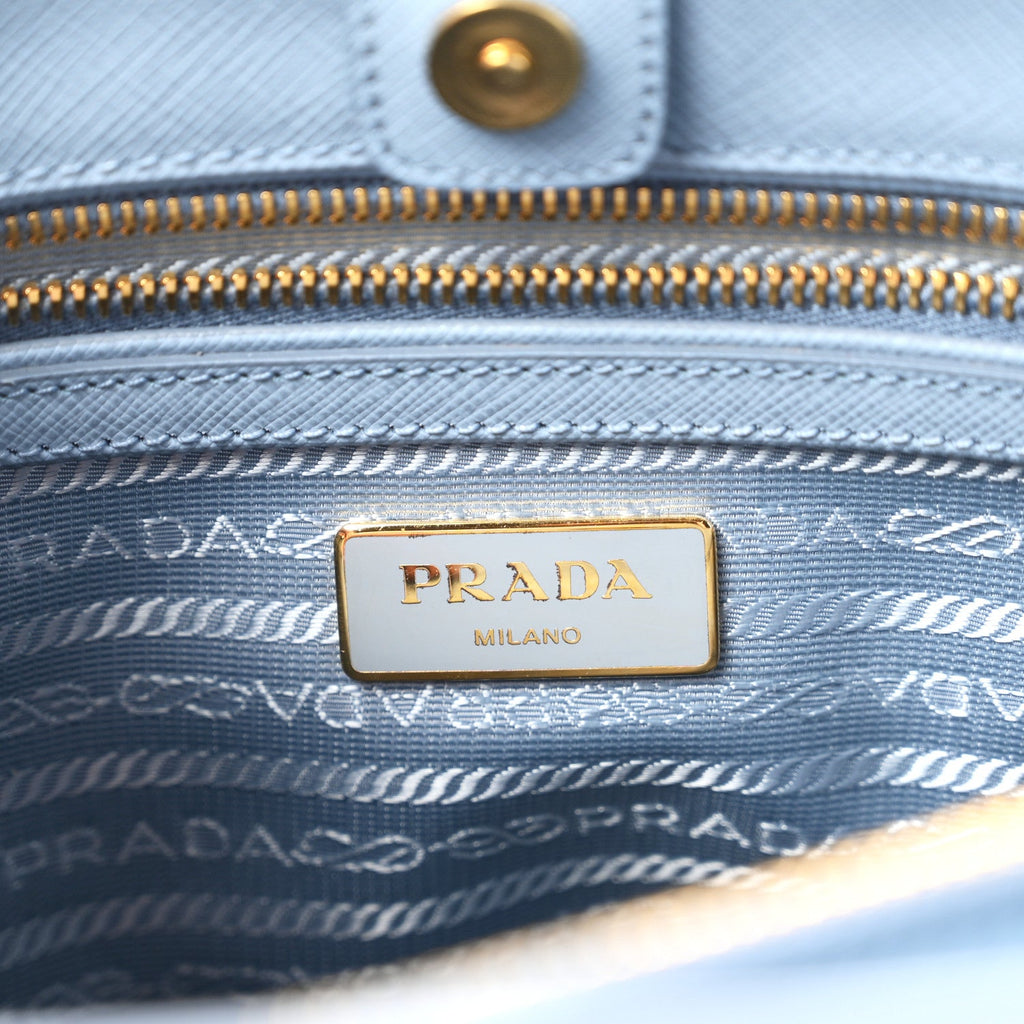 Saffiano Lux Medium Tote Astrale