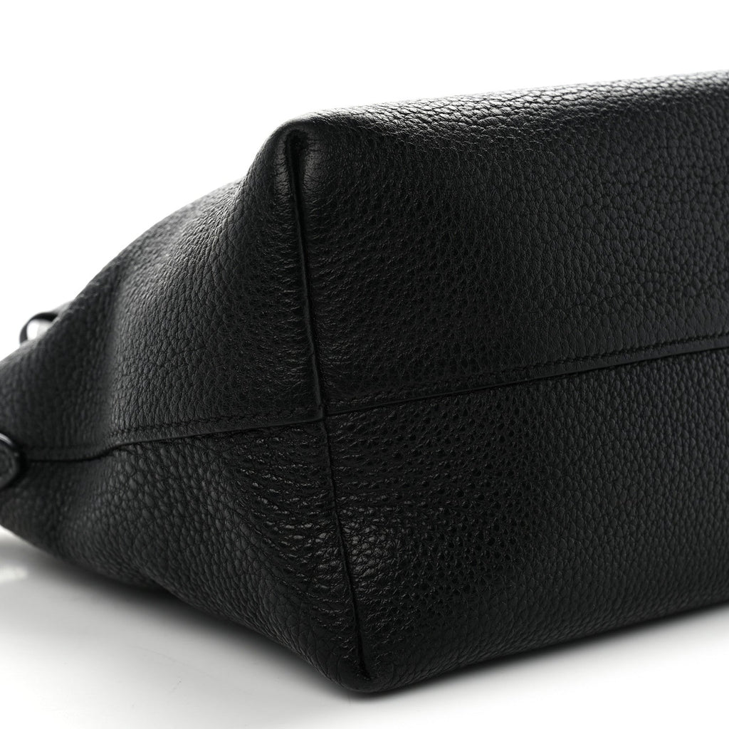 Vitello Daino Small Tote Black