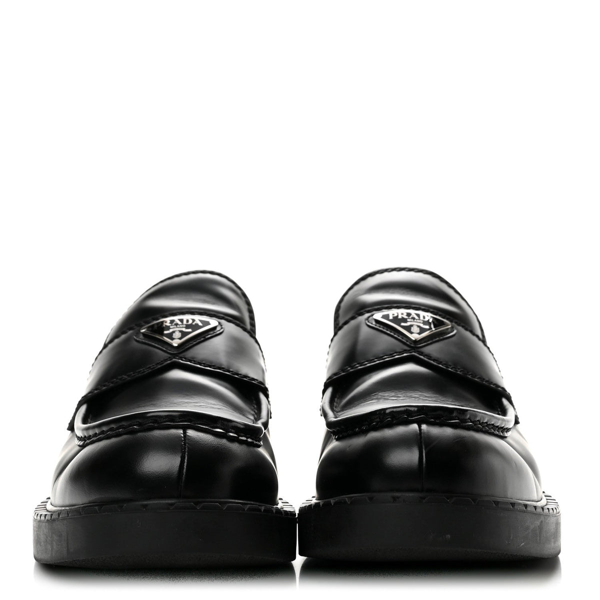 Spazzolato Metal Triangle Logo Mens 35mm Loafers 9.5 Black