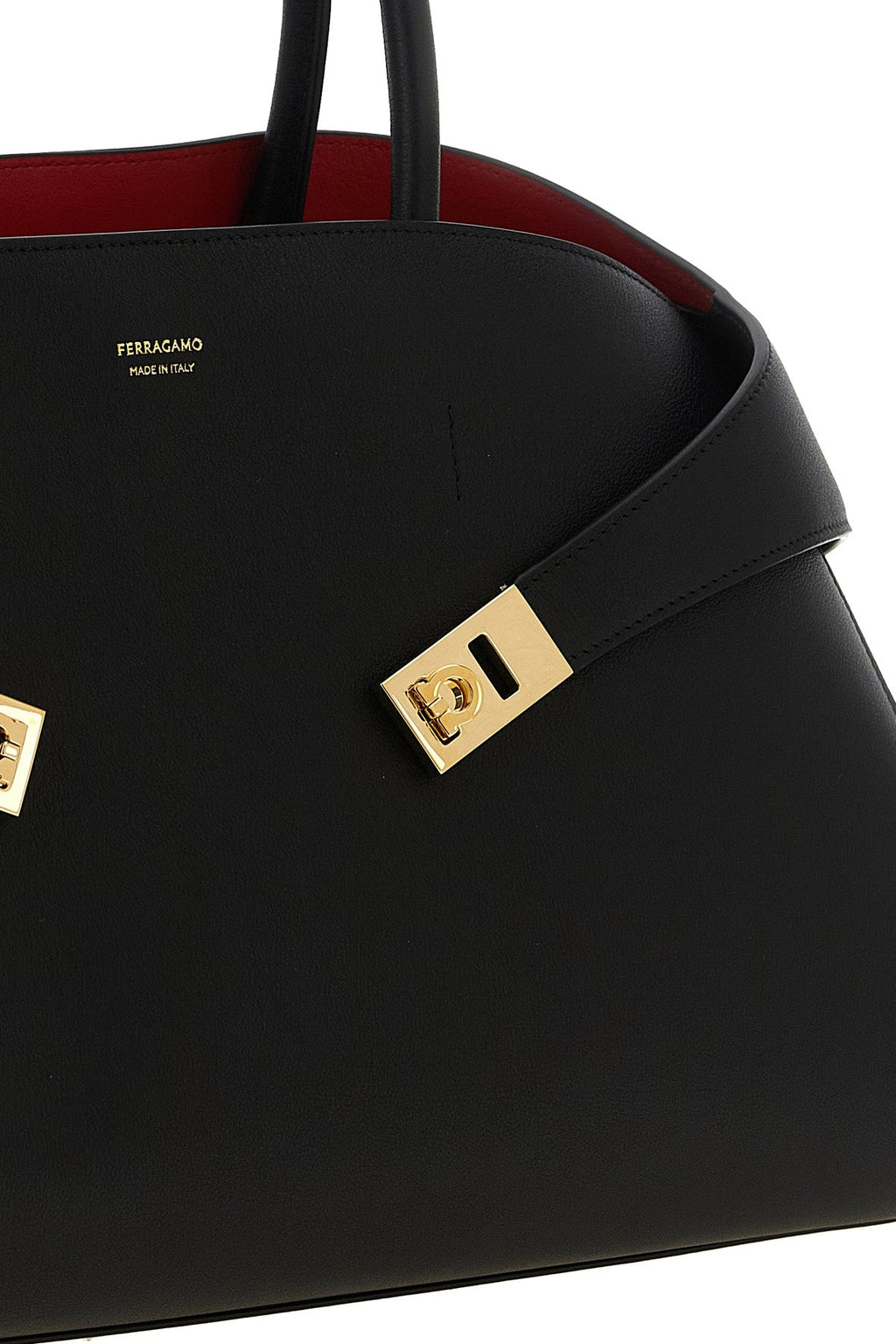 'Hug M' Top Handle Bag