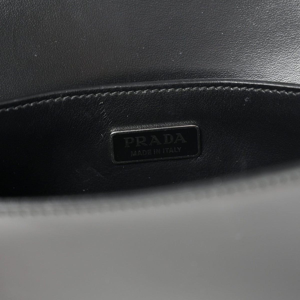Spazzolato Femme Flap Shoulder Bag Black