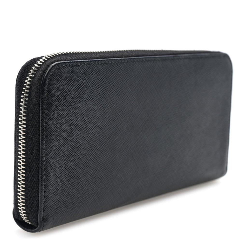 Saffiano Triangle Zip Wallet Black