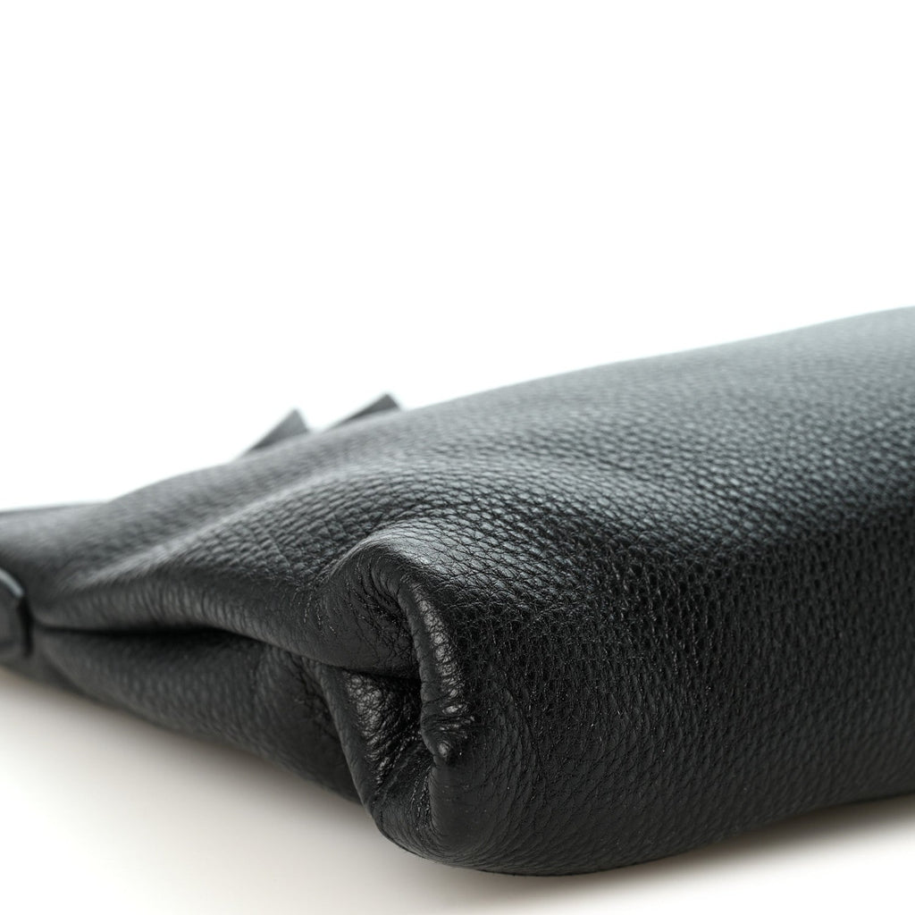 Vitello Daino Zippered Shoulder Bag  Black