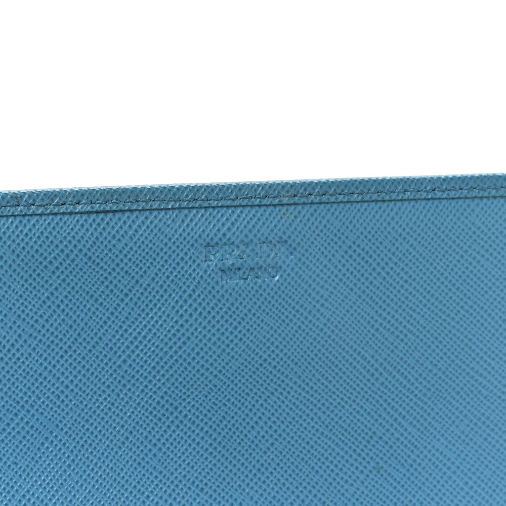 Saffiano Metal Oro Chain Wallet Celeste