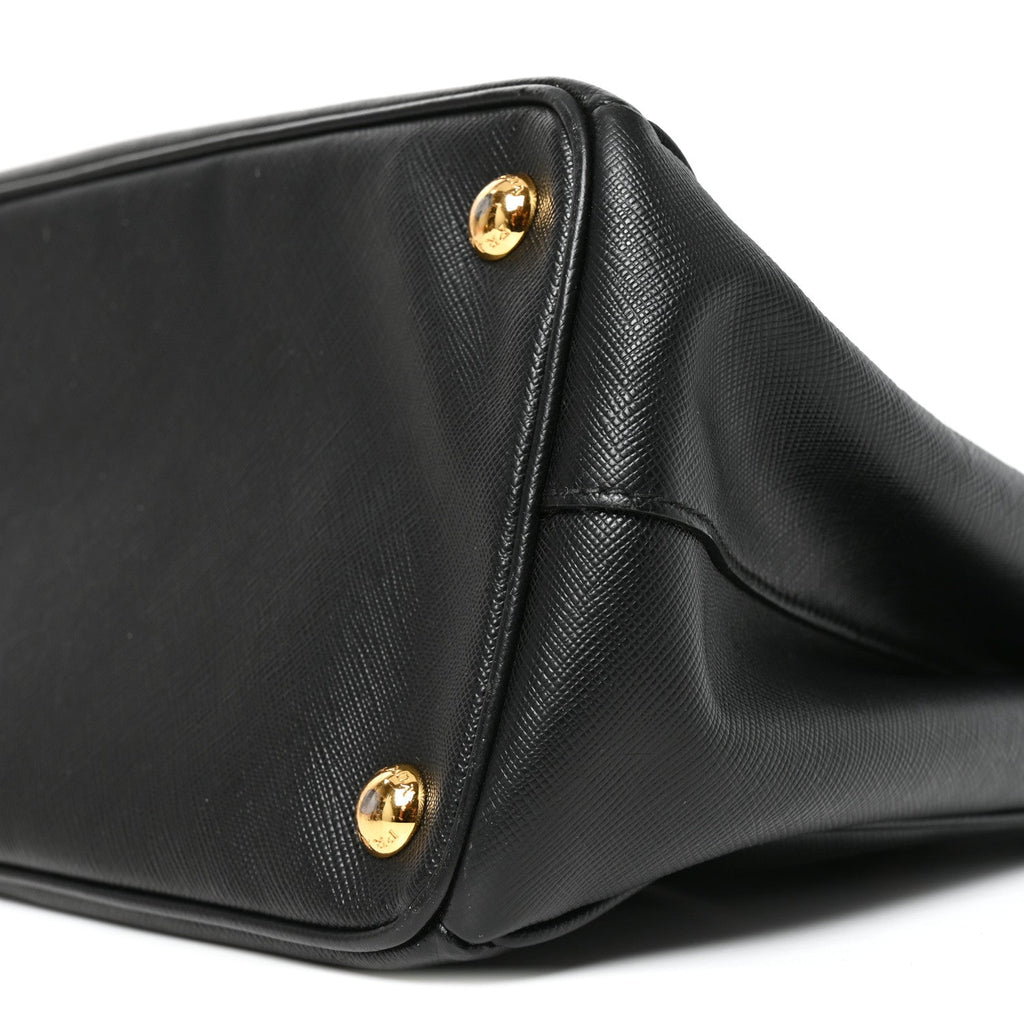 Saffiano Small Galleria Double Zip Tote Black