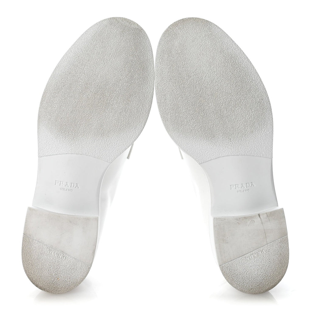 Spazzolato Calzature Donna Triangle Logo 50mm Derby Loafers 38.5 White 38.5 White