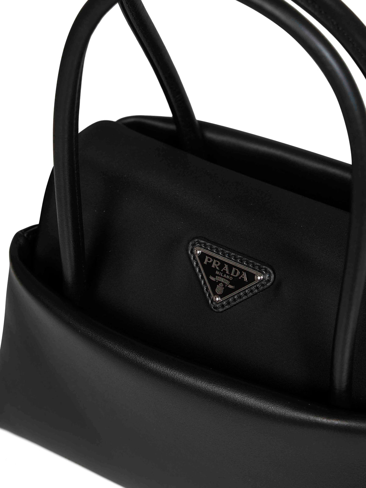 Prada Borse Women Black Prada Passage Small Handbag