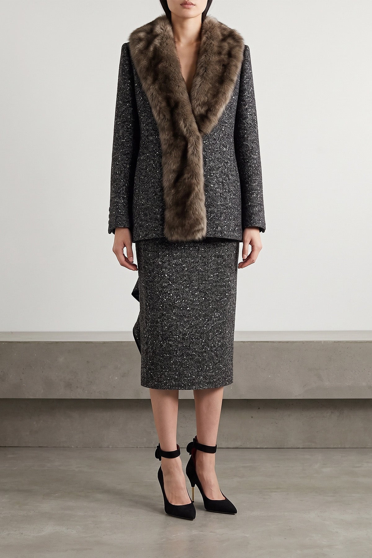 Valentino Garavani Pencil skirt with ruffle detail