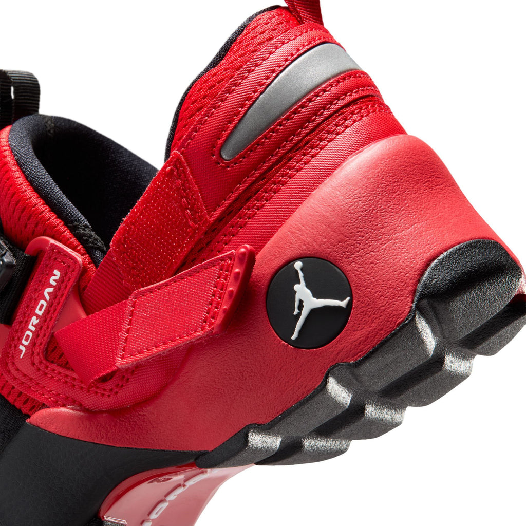 Jordan Trunner LX Women’s