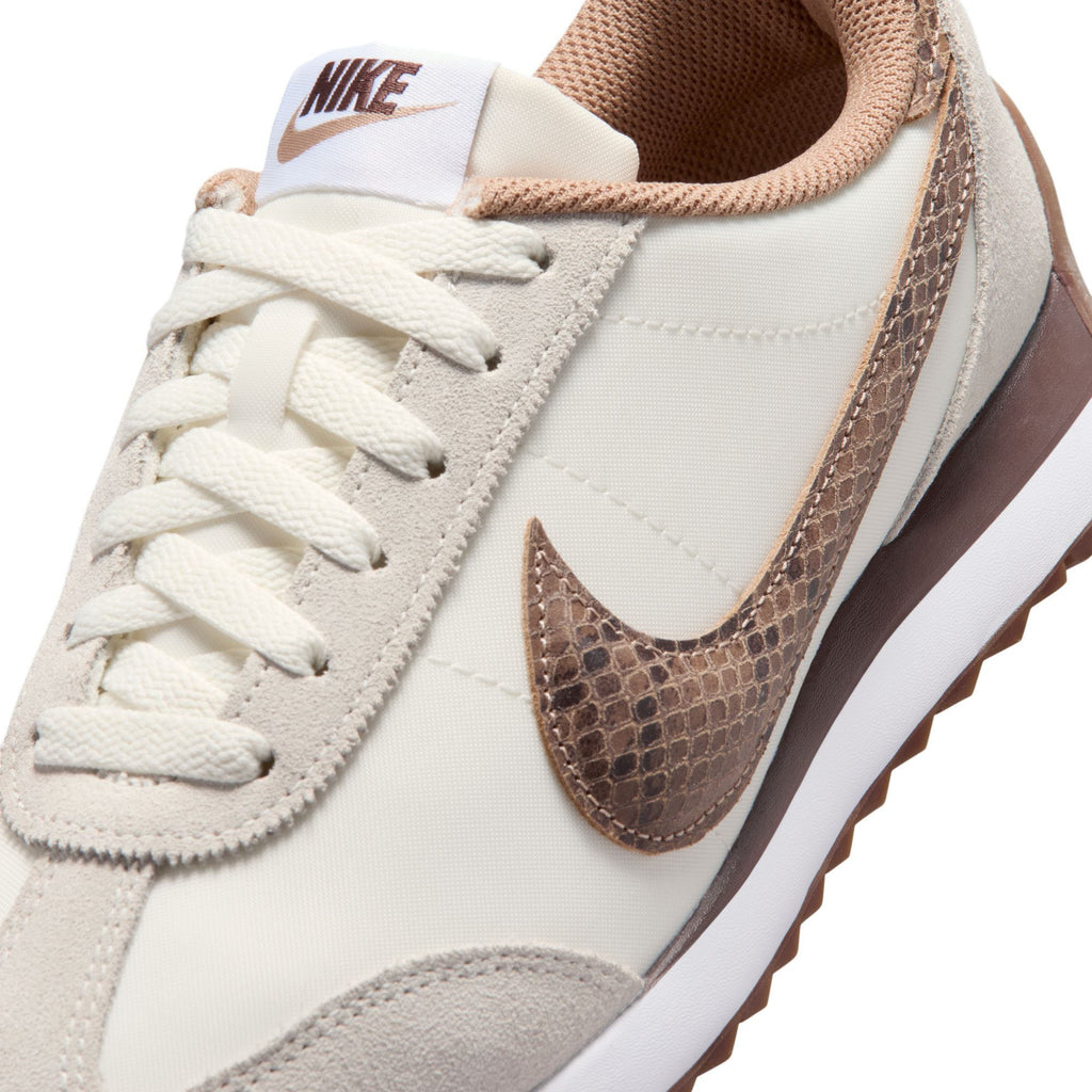 Nike Pacific Premium