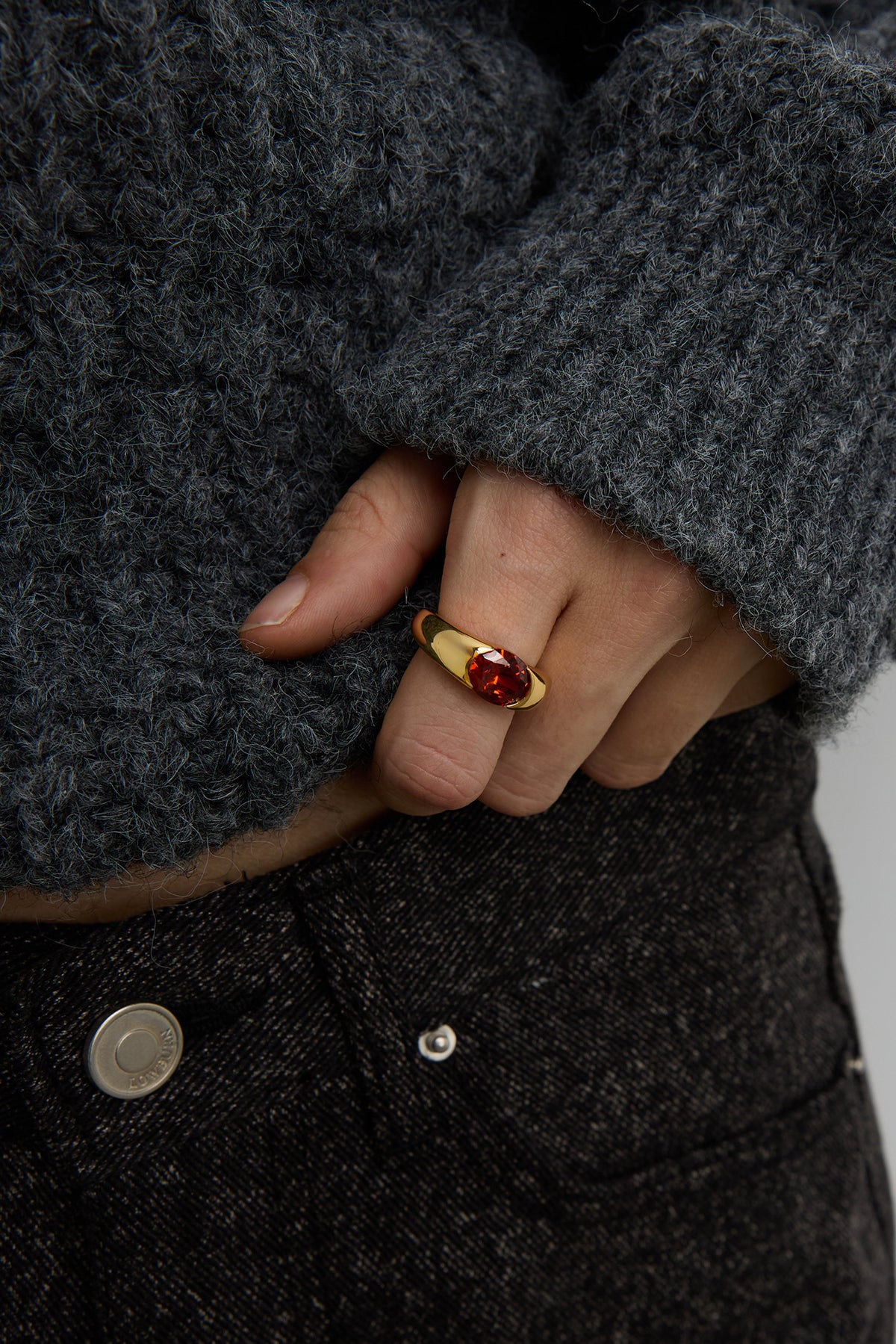 ELLIPSE ZIRCONIA RING