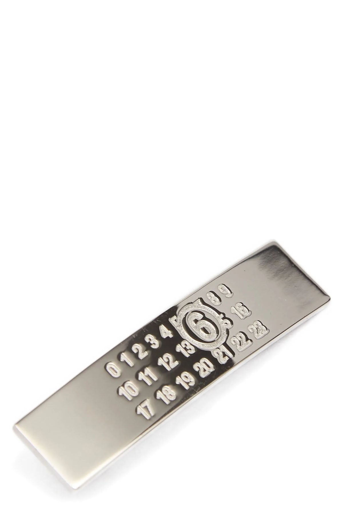 'Numeric' hair clip