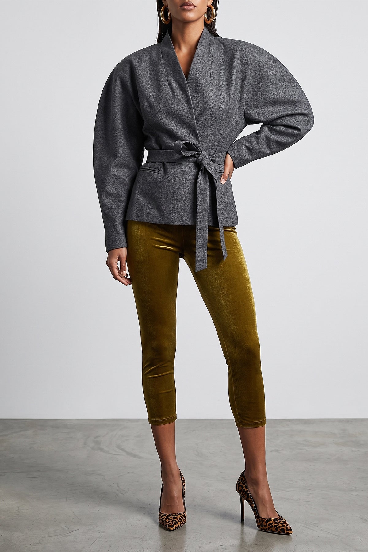 THE ANDAMANE Velvet-finish capri leggings