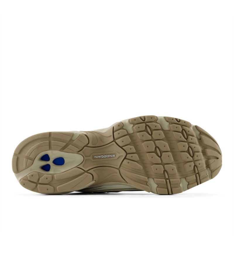 New Balance 740 Women’s Shoe