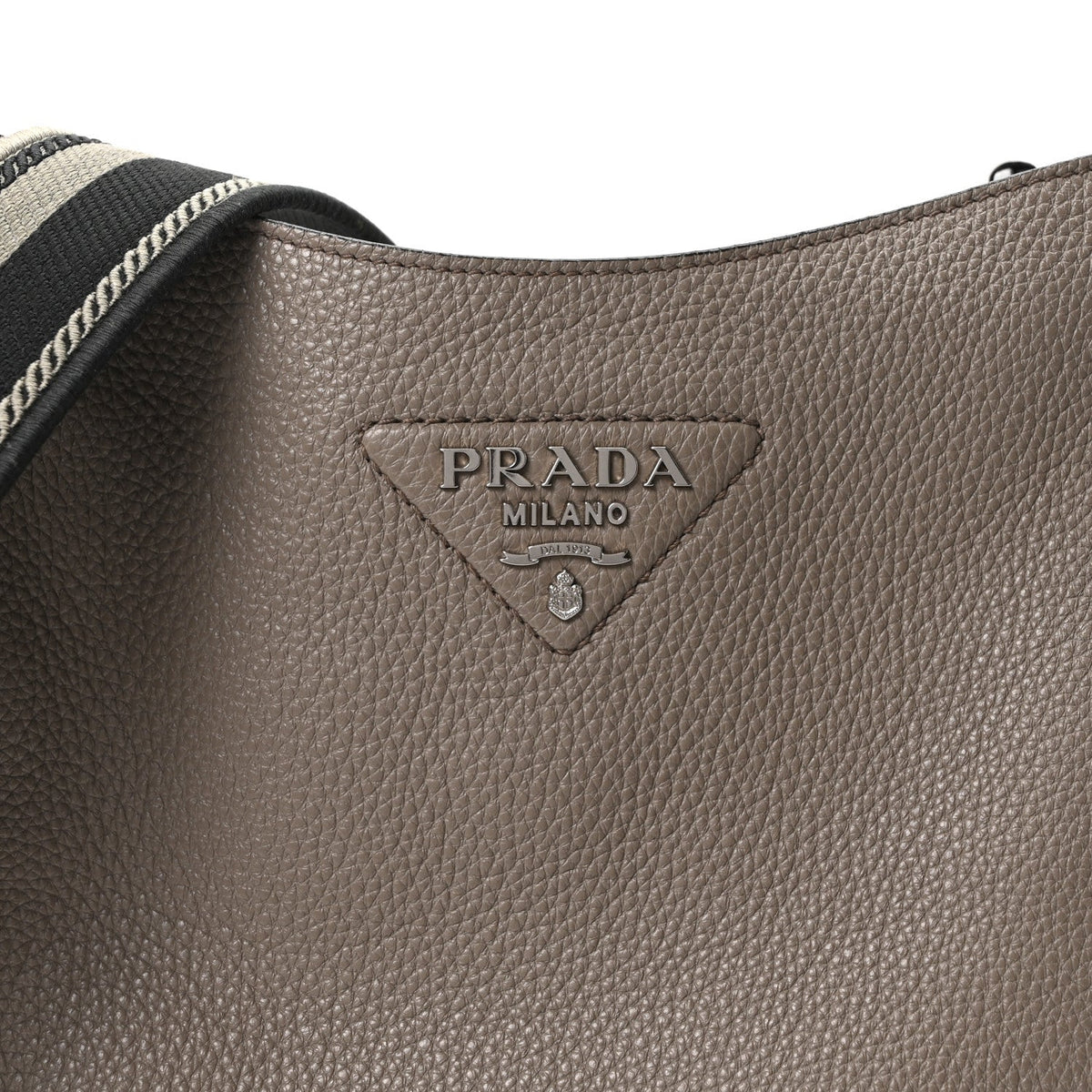 Vitello Daino Soft Hobo Messenger Bag Argilla