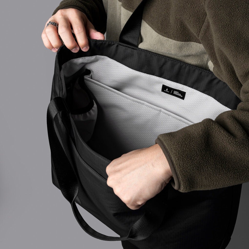 Alpaka Elements Tote Large in Black
