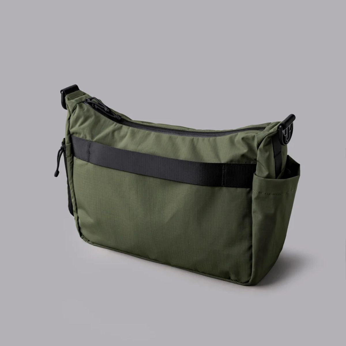 Alpaka Flight Satchel 11L in Green Axoflux 210D