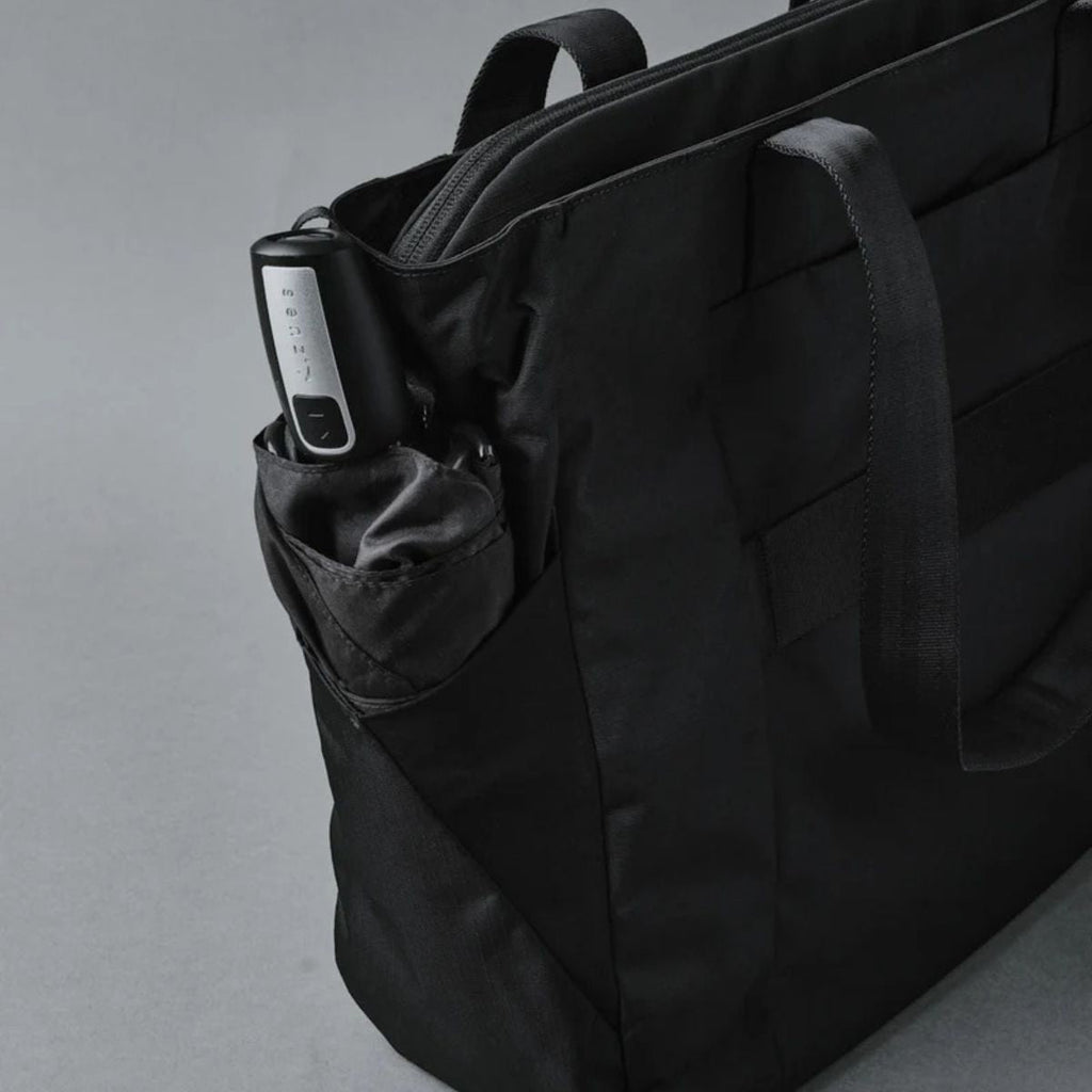 Alpaka Metro Tote in Black