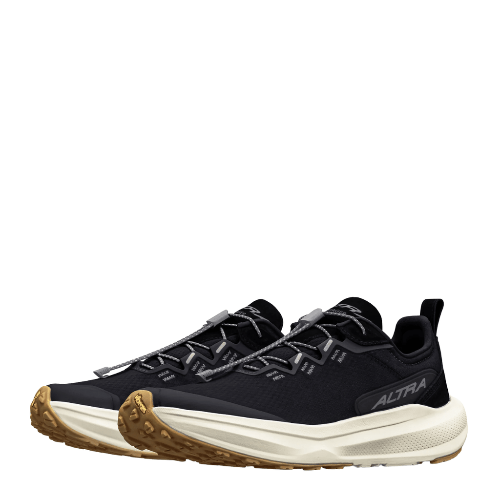 Altra Women's Voyager in Black/White