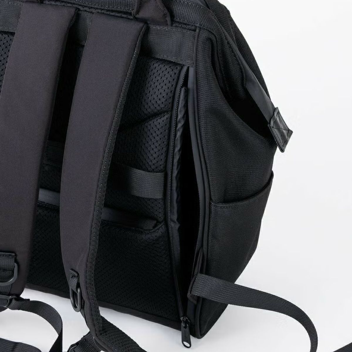 Anello Expand5 Clasp Backpack Regular in Navy
