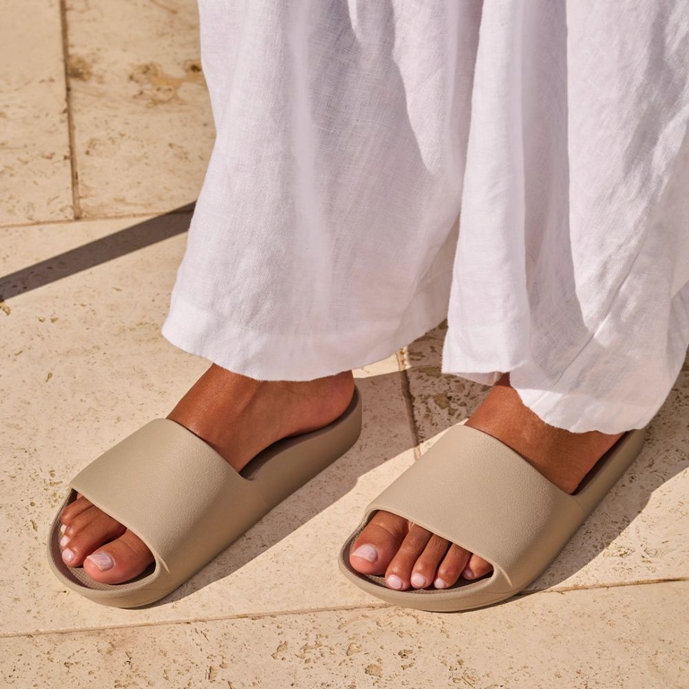 Archies Arch Support Slides in Taupe