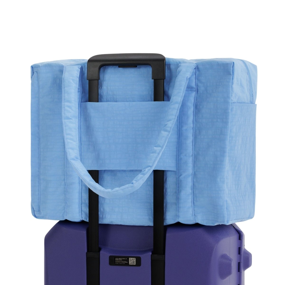 Baggu Cloud Carry-on in Piscine