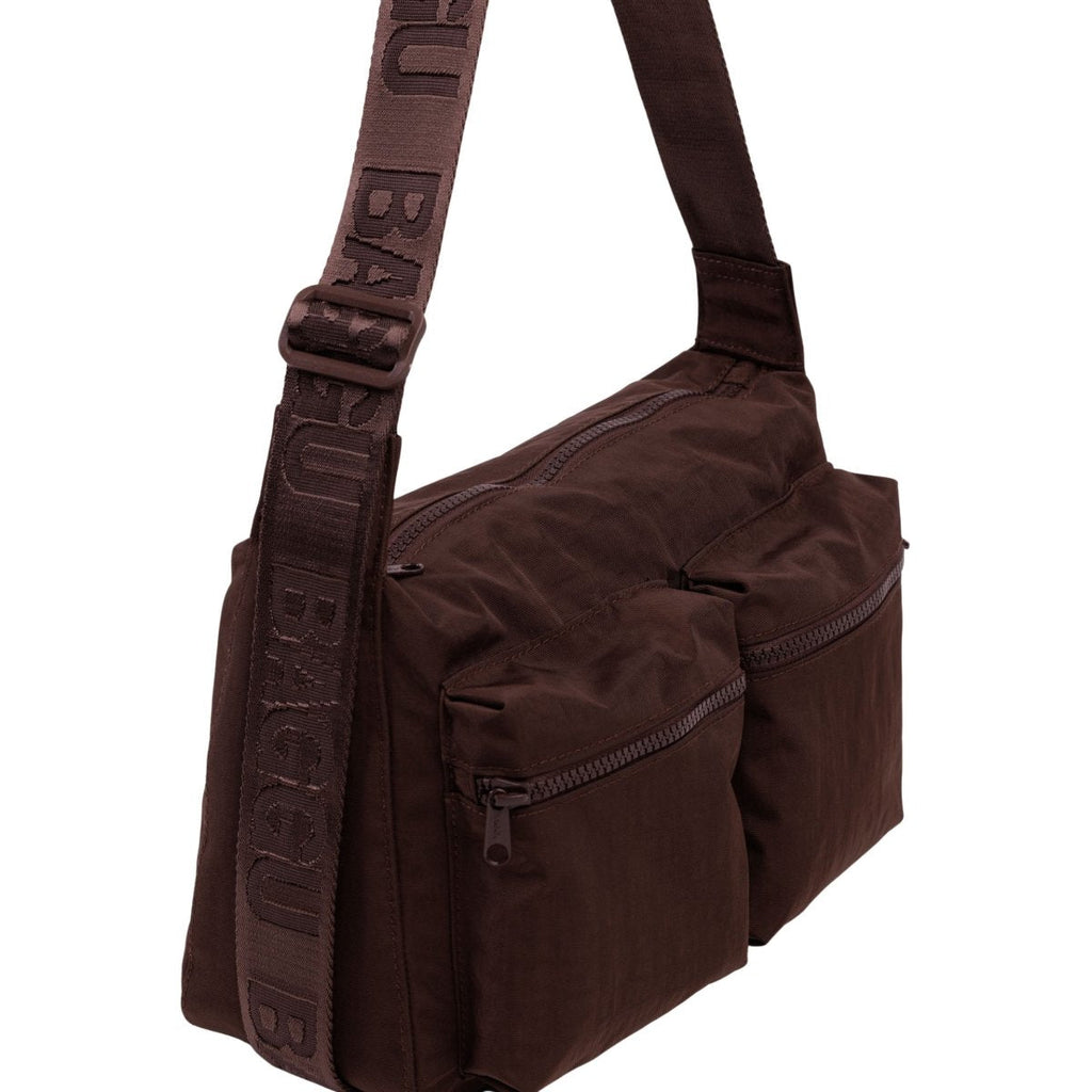 Baggu Medium Cargo Crossbody in Coffee
