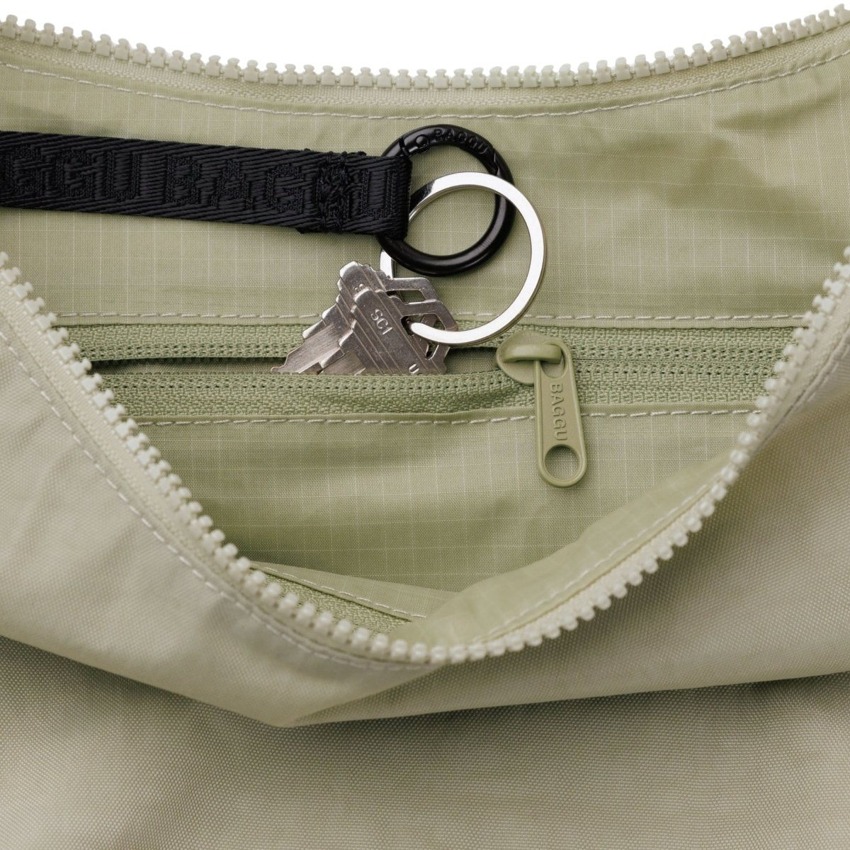 Baggu Medium Nylon Crescent Bag in Celadon
