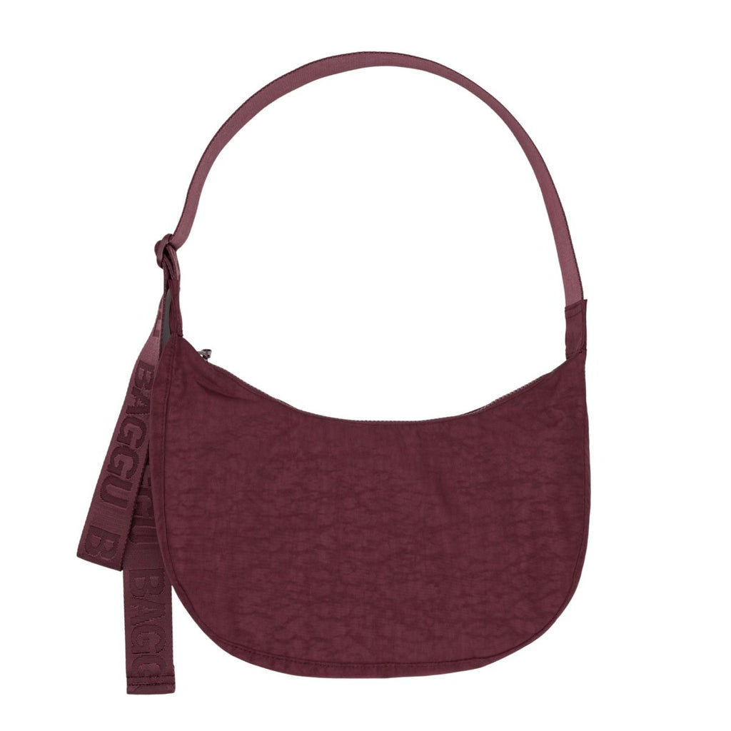 Baggu Medium Nylon Crescent Bag in Mahogany