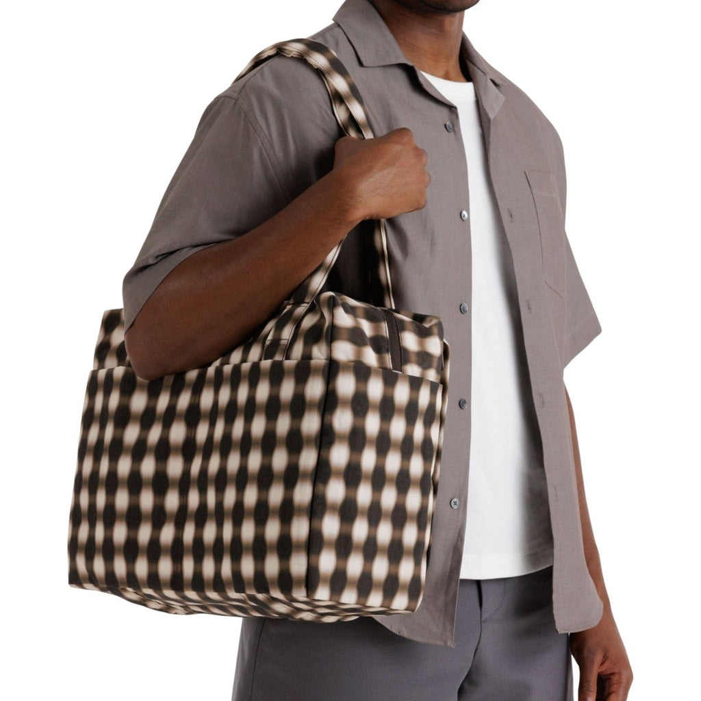 Baggu Small Cloud Carry-On in Blurred Gingham Brown