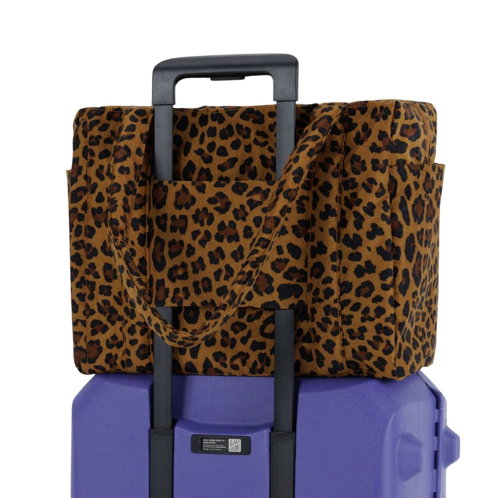 Baggu Small Cloud Carry-On in Leopard