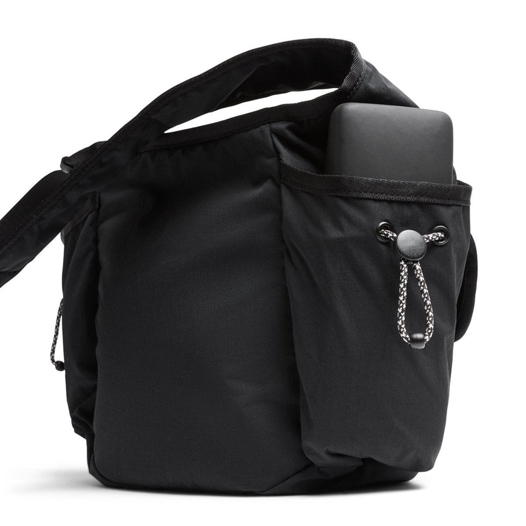 Bellroy Cinch Sling in Black