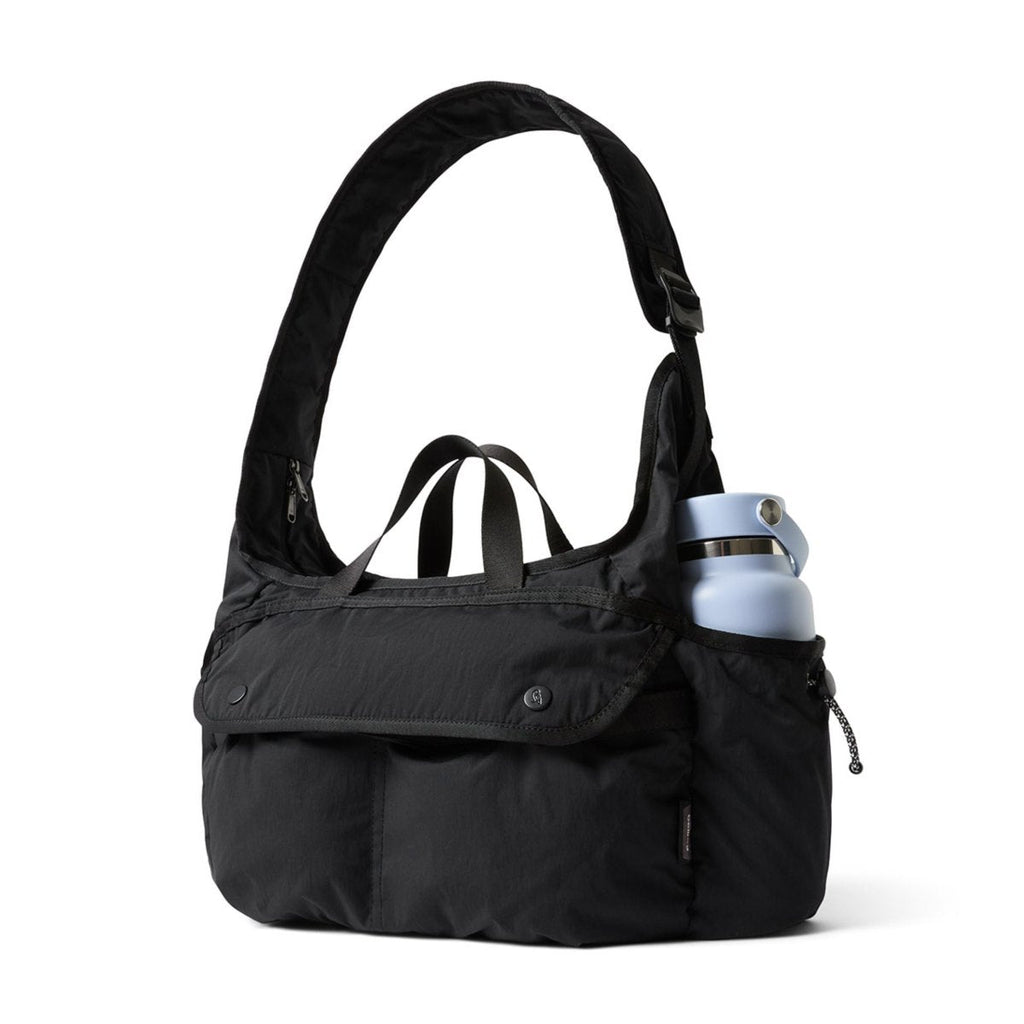 Bellroy Cinch Carryall in Black
