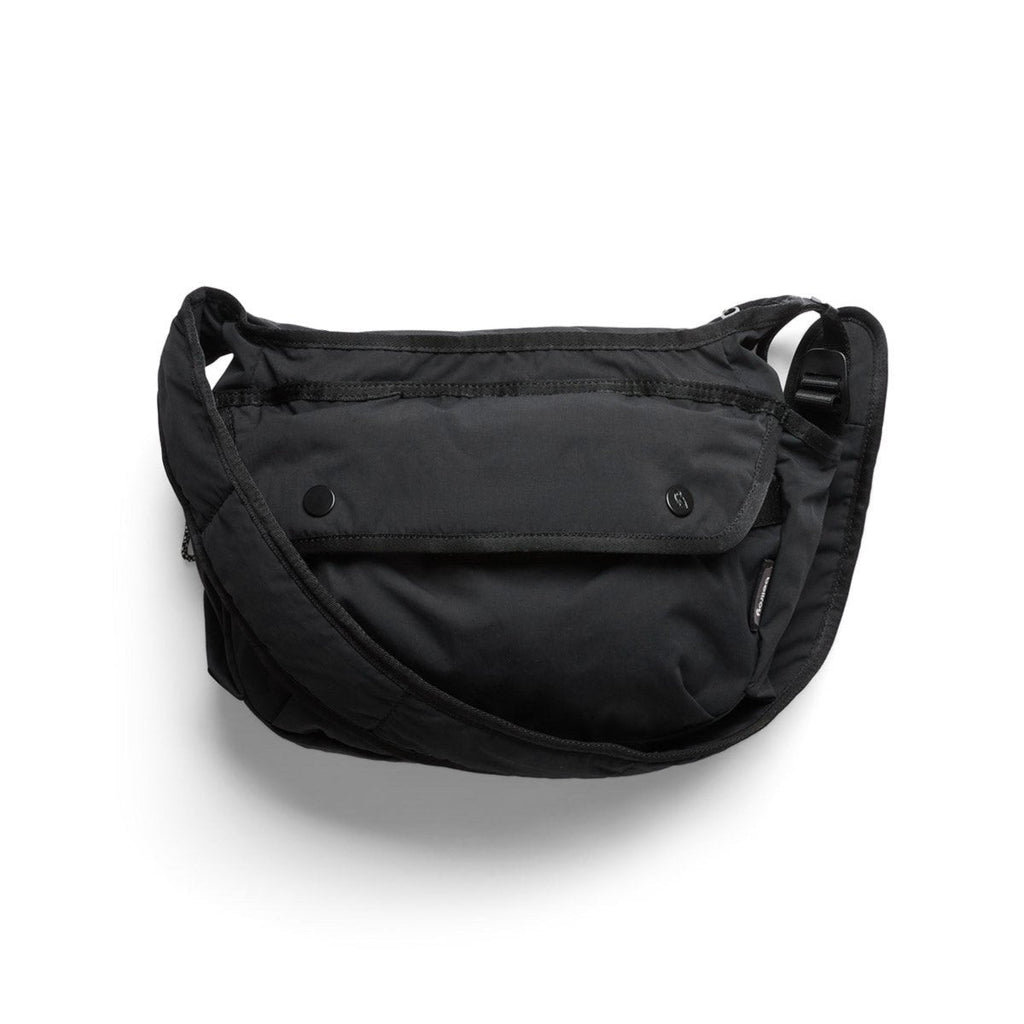 Bellroy Cinch Sling in Black