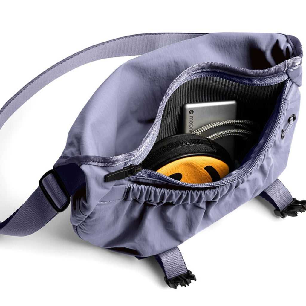 Bellroy Cinch Mini Messenger in Lilac Haze